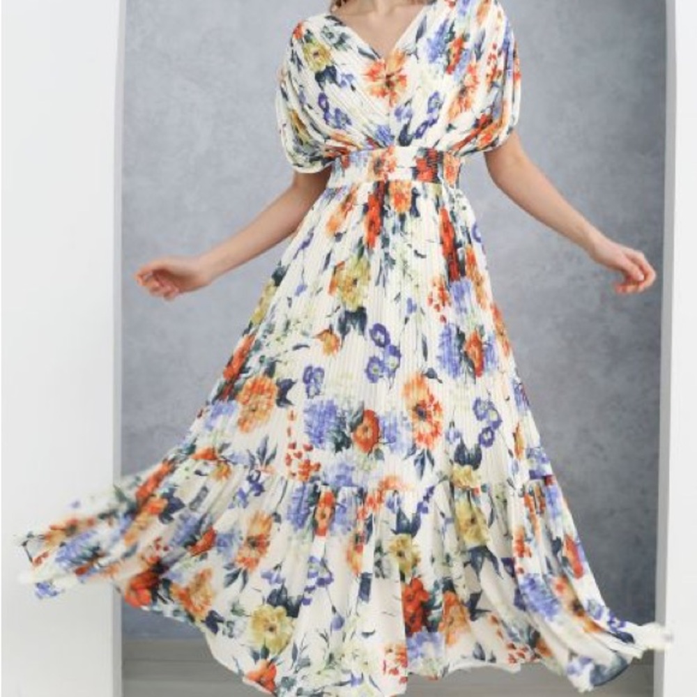 CHICWISH Pleated Floral Maxi Dress